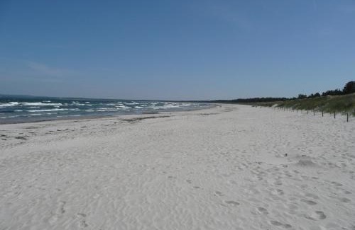 Lohme Apartment | Ferienwohnung mit traumhaftem Meerblick - Haus am Meer FeWo 11