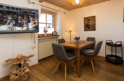 Oberammergau Apartment | Ferienwohnung Mitteldorf