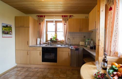Burggen Apartment | Ferienwohnung Mohnblume