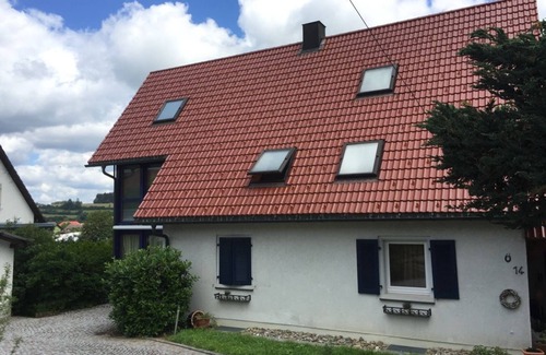 Braeunlingen Apartment | Ferienwohnung Moni, 90qm, 1 Schlafzimmer, 1 Wohn-/Schlafzimmer, Wintergarten, max. 4 Personen