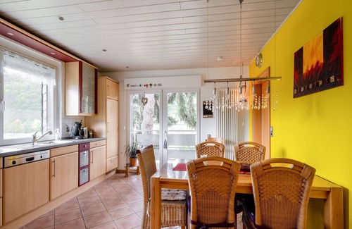 Dhron Apartment | Ferienwohnung Moselblick