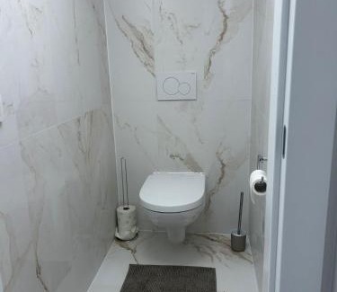 Schiefling am See Apartment | Ferienwohnung NAMALI