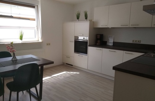 Unterallgau Apartment | Ferienwohnung neu Renoviert, Nähe Legoland und Skyline Park