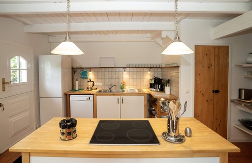 Winnert Apartment | Ferienwohnung Nr. 1-Apartment-Panoramic-Private Bathroom-Countryside view