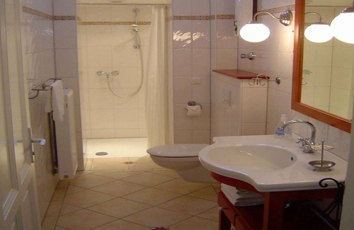 Oberhausen Apartment | Ferienwohnung Nr. 5 mit 75qm, 1 Schlafraum für maximal 4 Personen