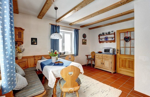 Stanggaß Apartment | Ferienwohnung Nr. 01 "Watzmann" für 1-2 Pers., ca. 54 qm, Schlafzimmer, Wohnraum, Küche, Terrasse