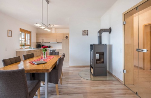 Hoechenschwand Apartment | Ferienwohnung Nr. 4 Tannenzapfen, 120qm