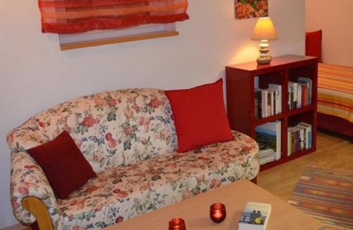 Ehrenberg Apartment | Ferienwohnung Omert
