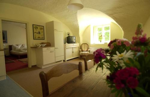 Magdalensberg Apartment | Ferienwohnung Ottmanach Josefhof