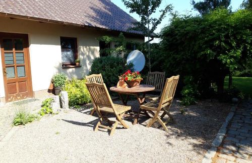 Knorrendorf Apartment | Ferienwohnung Ottokar Familie Dust Nähe Neubrandenburg
