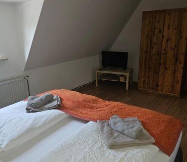 Rudolstadt Apartment | Ferienwohnung PETER