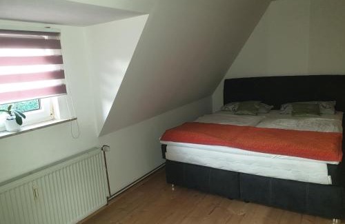 Rudolstadt Apartment | Ferienwohnung PETER
