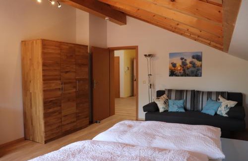 Iffeldorf Apartment | Ferienwohnung Pferdehof Pankratz