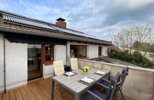 Mallentin Apartment | Ferienwohnung Pfotenglück nahe Ostsee mit atemberaubender Dachterrasse & Gartenblick