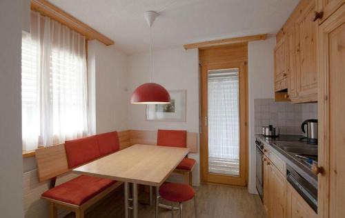 Ruschein Apartment | Ferienwohnung Profos 54002B