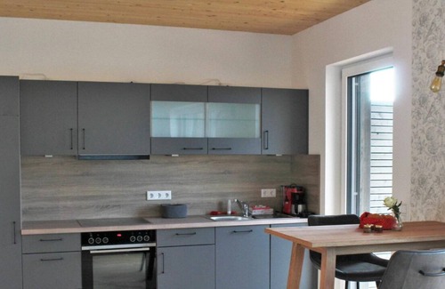 Riedenburg Apartment | Ferienwohnung Rabenstein mit Terrasse
