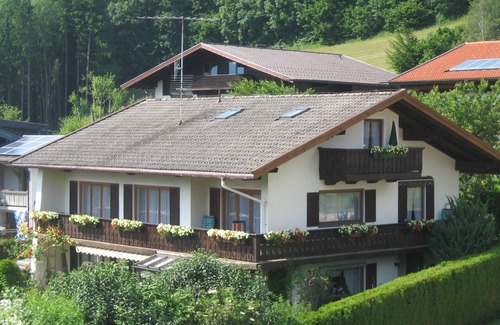 Sankt Valentin Apartment | Ferienwohnung Rauschberg Balk., Küche, 1 Schlaf- u. 1 Wohn-/schlafz., max 4 P