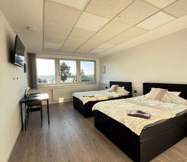 Oberdorla Apartment | Ferienwohnung Remscheid UHF