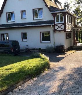 Horchheim Apartment | Ferienwohnung Rheinblick, Sport-Pool