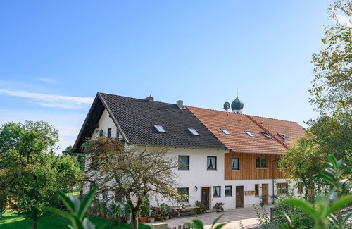 Pahl Apartment | Ferienwohnung Roche Hof in Pähl - Gemütlich, Ländlich und mit Liebe zum Detail