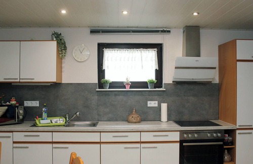 Mainz-Bingen Apartment | Ferienwohnung Rosenzimmer