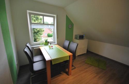 Remels Apartment | Ferienwohnung Rossis Nüst, 31516