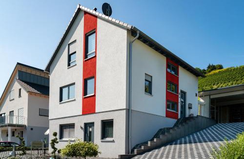 Reil Apartment | Ferienwohnung "Schöne Aussicht"