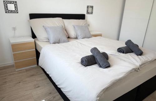 Pforzheim Apartment | Ferienwohnung - schönes Heim Li-Apartments