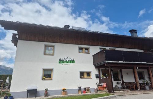 Reutte Apartment | Ferienwohnung Schatz