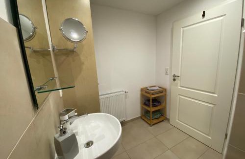 Nordheim a. Main Apartment | Ferienwohnung Scheuring Flügel EG