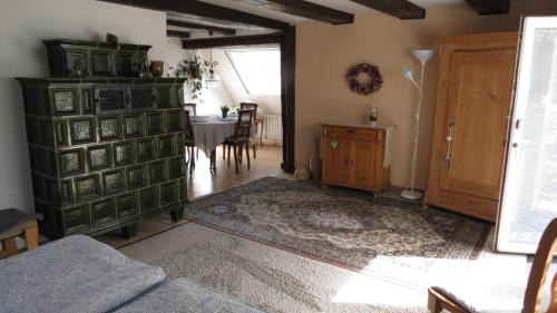 Merkendorf Apartment | Ferienwohnung Schindler mit Balkon