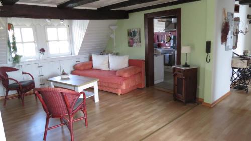 Merkendorf Apartment | Ferienwohnung Schindler mit Balkon