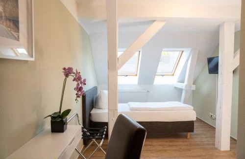 Guestrow Apartment | Ferienwohnung Schlossblick