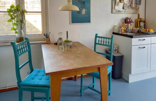 Radewege Apartment | Ferienwohnung Schwalbennest