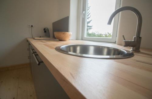 Ostrau Apartment | Ferienwohnung Schwalbennest