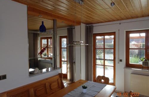 Roettenbach Apartment | Ferienwohnung Schwarz
