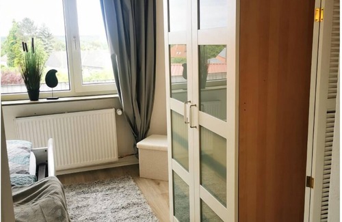 Amelinghausen Apartment | Ferienwohnung Seeromantik im Ortskern mit Kamin. Für Familien. Hundefreundlich