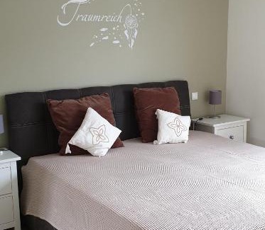 Losheim am See Apartment | Ferienwohnung Selina