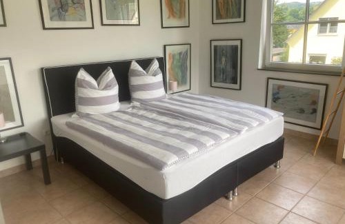 Ubersetzig Apartment | Ferienwohnung Siegaue