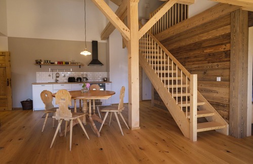 Wackersberg Apartment | Ferienwohnung Singer "zum Nachbarn"