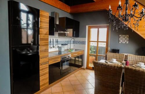 Bottenbach Apartment | Ferienwohnung Sommer