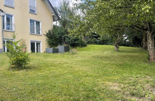 Kastellaun Apartment | Ferienwohnung Sonnenkastell 2 in der Burgstadt Kastellaun mit Direktem Garten