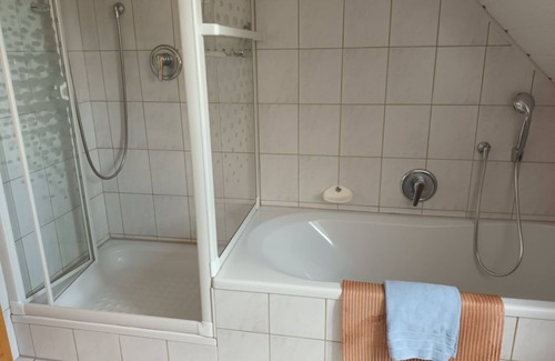 Bergen Apartment | Ferienwohnung - Steinschütt