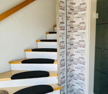 Osburg Apartment | Ferienwohnung Sternfeld