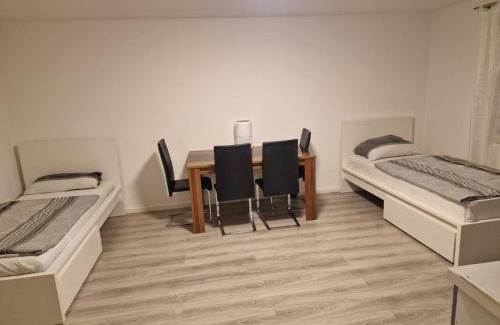 Hohenhaslach Apartment | Ferienwohnung Sumi