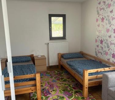 Krautheim Apartment | Ferienwohnung Sundana
