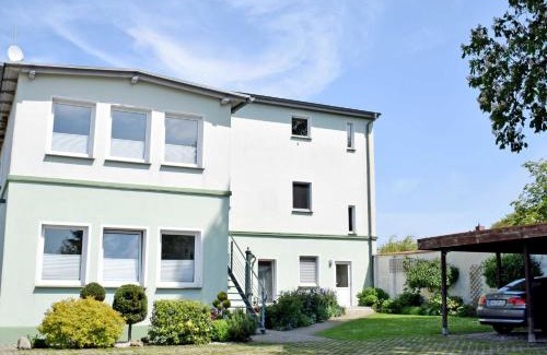 Altefaehr Apartment | Ferienwohnung Sundblick