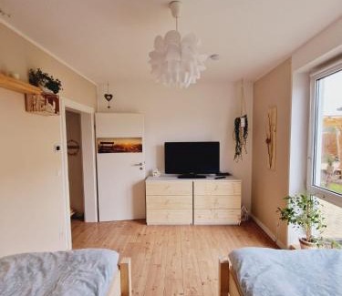Topchin Apartment | Ferienwohnung Sunny