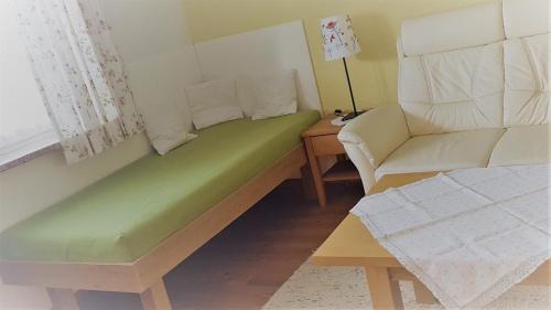Thorl Apartment | Ferienwohnung Szöky