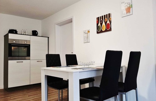 Lauta Apartment | Ferienwohnung Terrasse - Haus Waldidyll